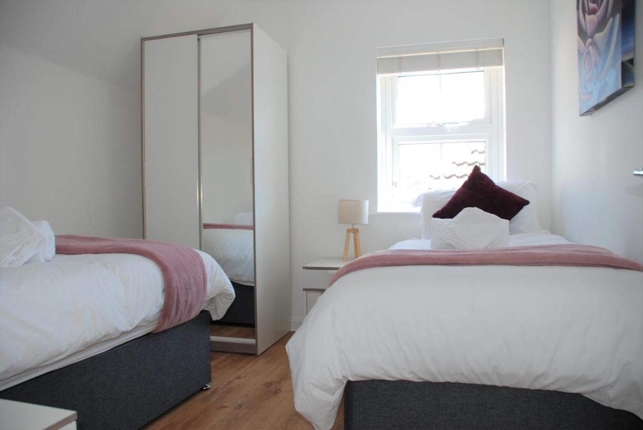 Coach House Apartment Southampton Bagian luar foto