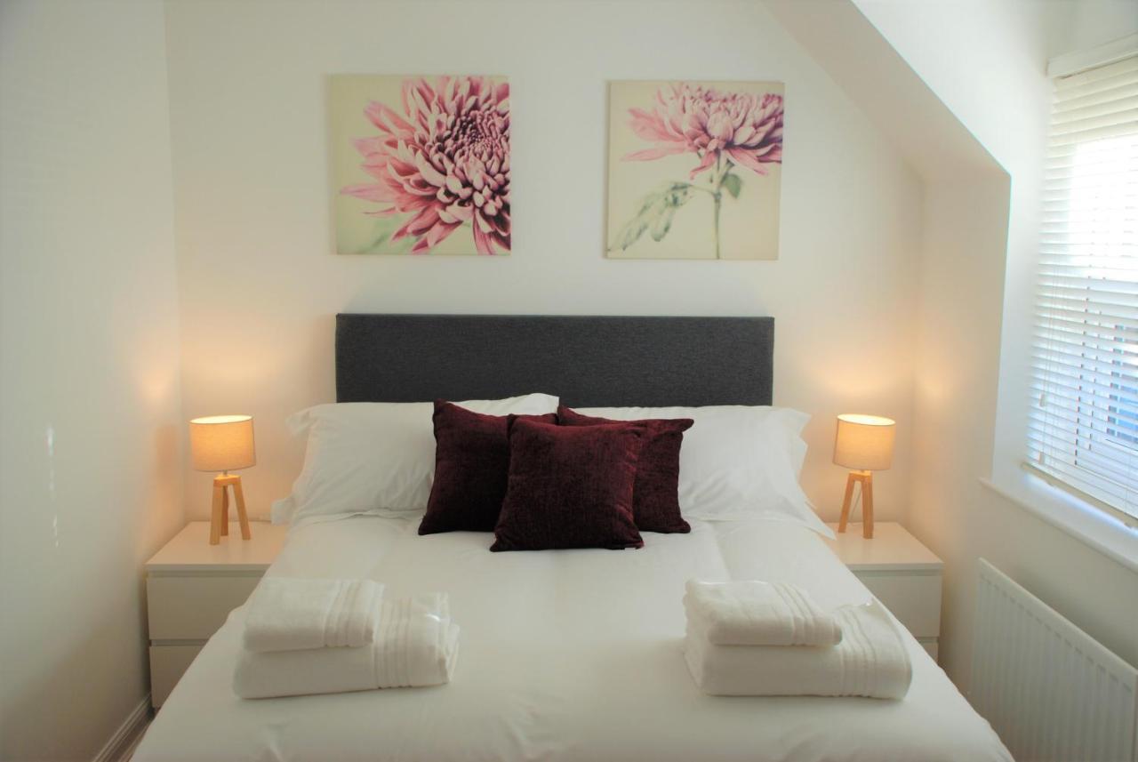 Coach House Apartment Southampton Bagian luar foto