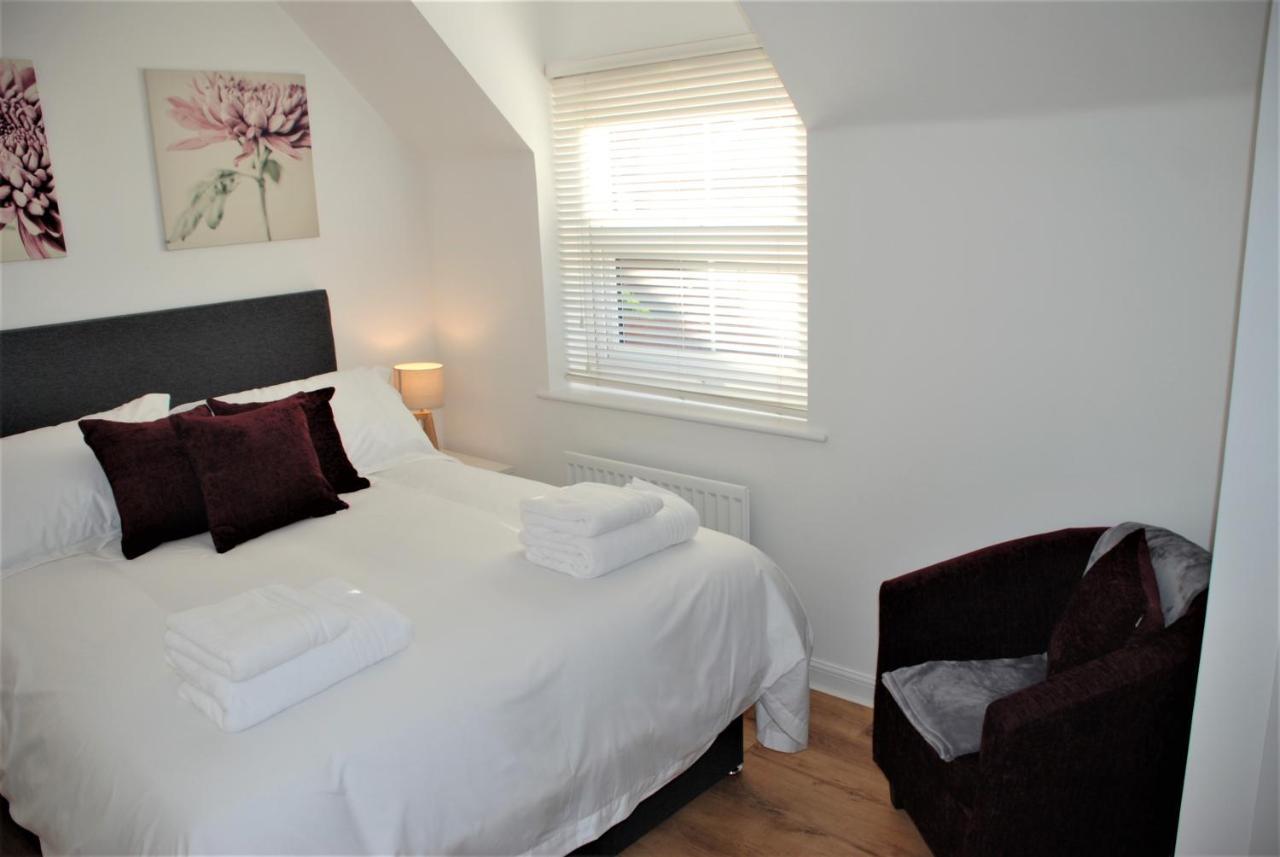 Coach House Apartment Southampton Bagian luar foto