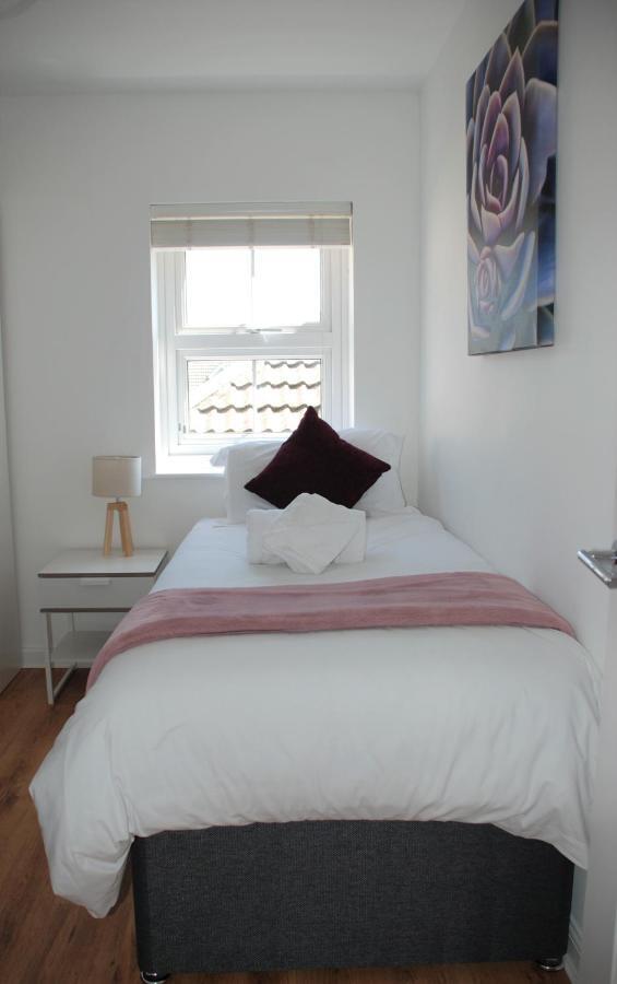 Coach House Apartment Southampton Bagian luar foto