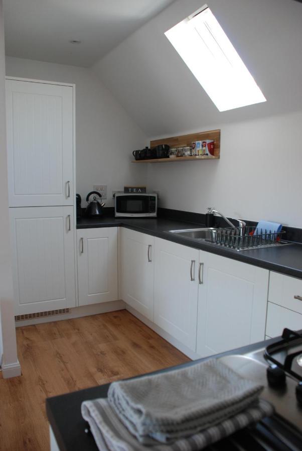 Coach House Apartment Southampton Bagian luar foto
